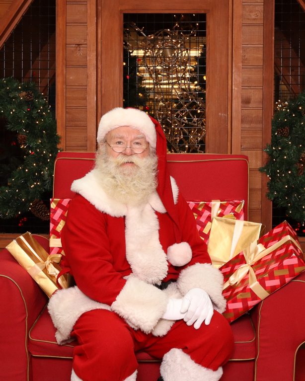 Santa Robert London ON