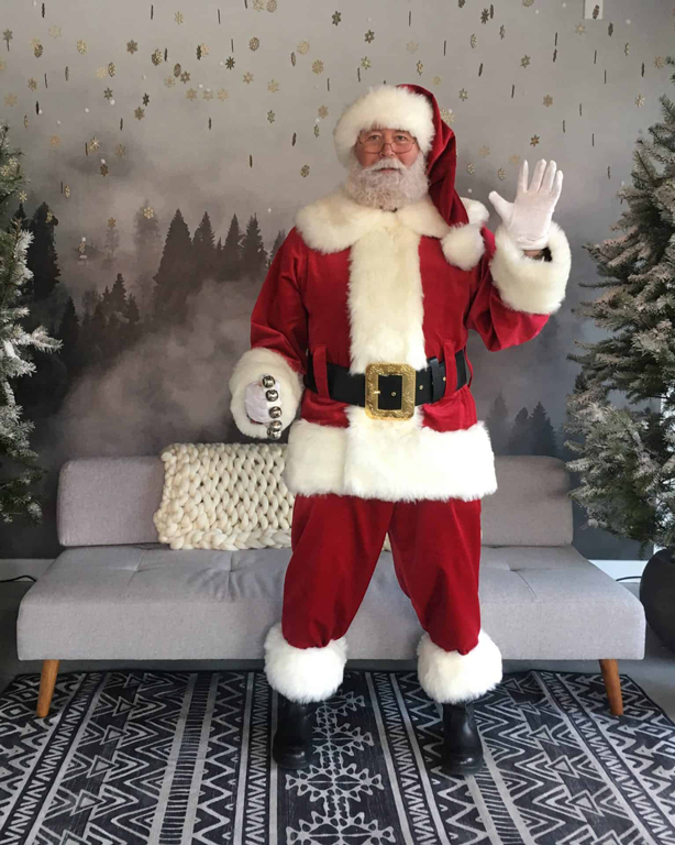 Santa Glenn North Vancouver BC